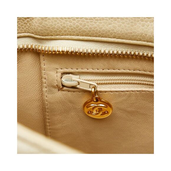 Pre Loved Chanel Caviar Medallion Tote - Picture 10 of 15